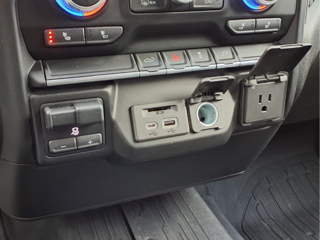 Certified 2022 GMC Sierra 1500 SLT w/ Max Trailering Package AWD/4WD image 9