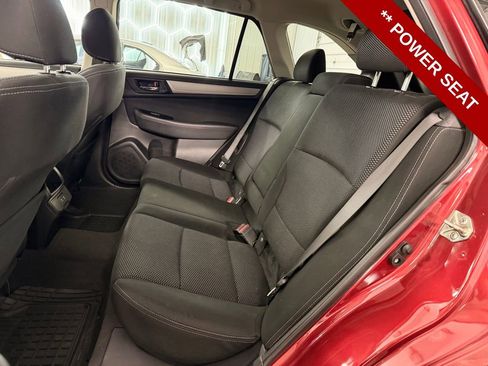 Used 2019 Subaru Outback 2.5i Premium image 15