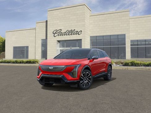 New 2026 Cadillac Optiq Sport 1 w/ LPO, Floor Liner Package image 8