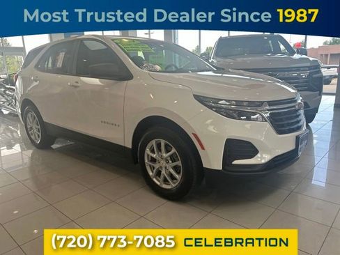 Used 2024 Chevrolet Equinox LS w/ LS Convenience Package AWD/4WD image 1