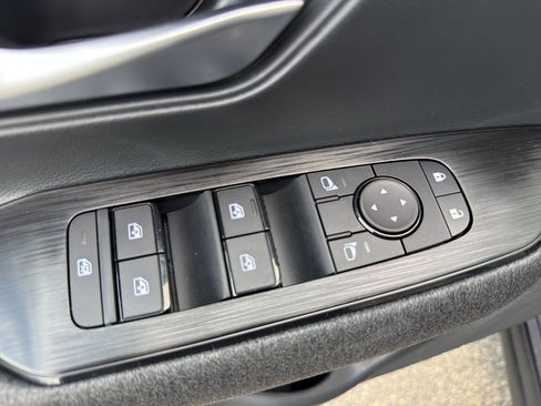 New 2026 Nissan Kicks SV w/ SV Premium Package image 12