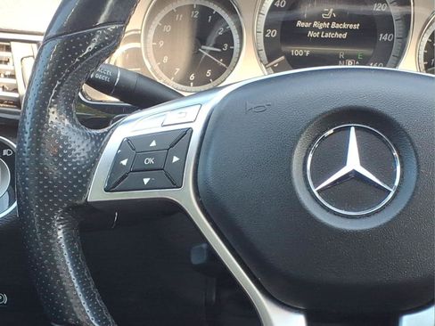 Used 2013 Mercedes-Benz E 350 4MATIC Sedan image 10