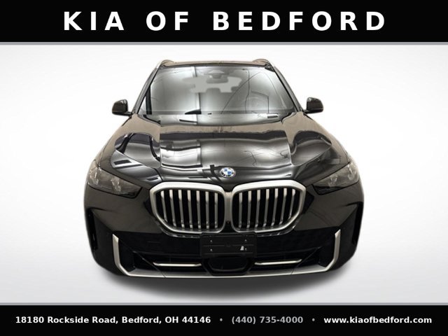 Used 2024 BMW X5 xDrive40i w/ Parking Assistance Package AWD/4WD image 2