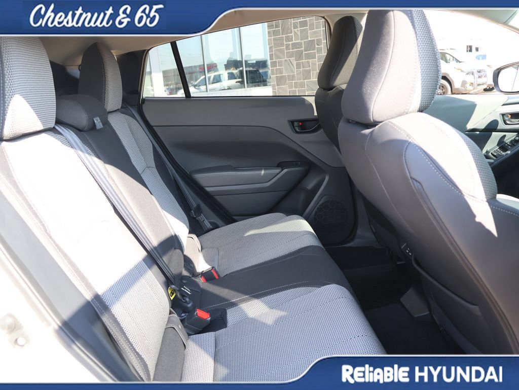 Used 2024 Subaru Crosstrek 2.0i Premium AWD/4WD image 12