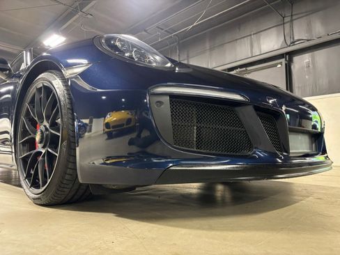 Used 2019 Porsche 911 Carrera GTS RWD image 3