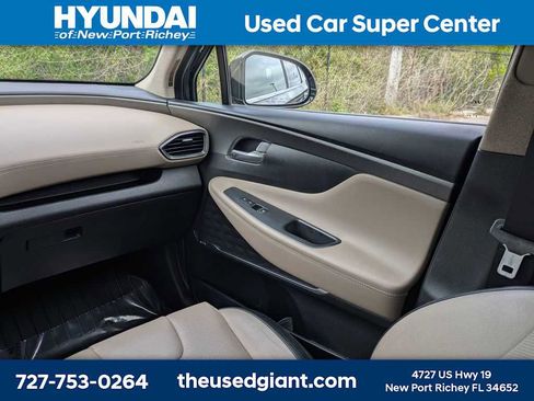 Used 2020 Hyundai Santa Fe SEL w/ Convenience + Premium Package image 20
