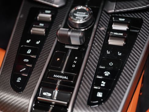 New 2026 Aston Martin Vanquish Convertible image 33