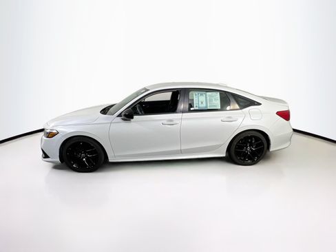 Used 2023 Honda Civic Sport image 8