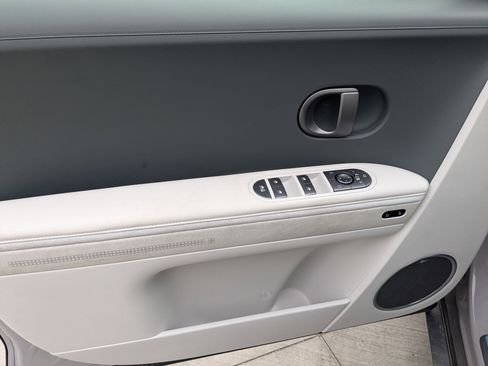 Certified 2025 Hyundai Ioniq 5 Limited image 14