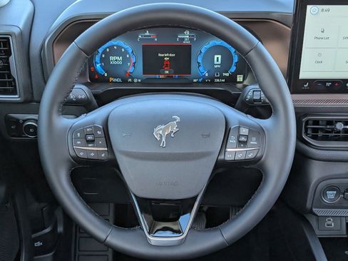 New 2025 Ford Bronco Sport Outer Banks w/ Outer Banks Tech Package+ AWD/4WD image 44