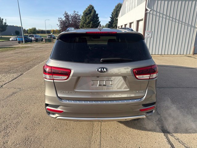 Used 2016 Kia Sorento SX AWD/4WD image 11