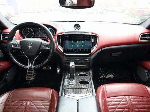 Certified 2022 Maserati Ghibli Trofeo image 13