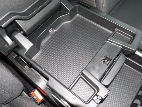 Used 2025 RAM 1500 Big Horn image 30