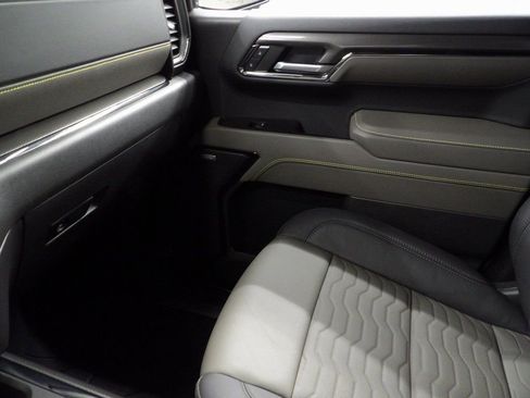 Used 2024 Chevrolet Silverado 1500 ZR2 image 28