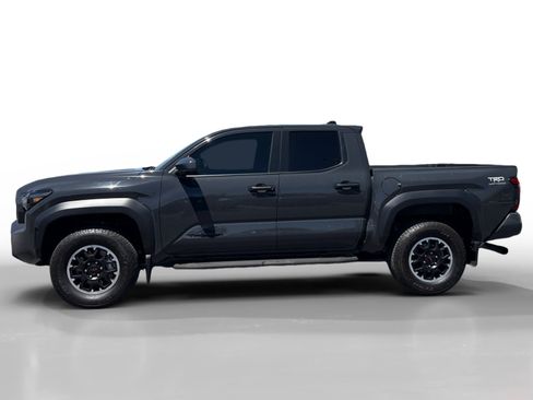 Used 2025 Toyota Tacoma TRD Off-Road AWD/4WD image 2