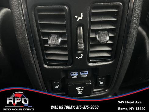 Used 2017 Jeep Grand Cherokee Limited AWD/4WD image 23