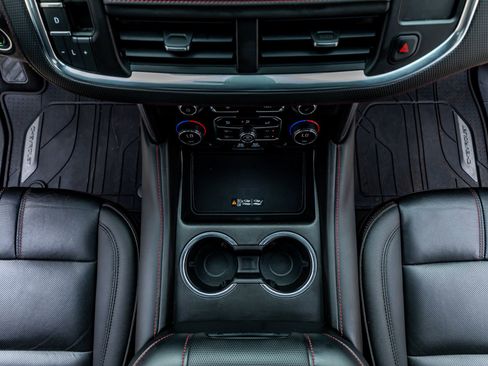 Used 2022 Chevrolet Tahoe RST w/ Sport Performance Package image 28