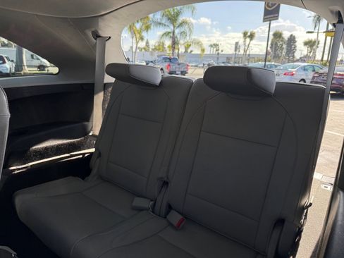 Used 2020 Acura MDX SH-AWD image 17