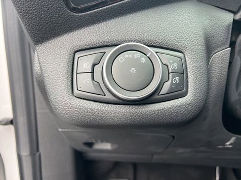 Used 2017 Ford Escape Titanium image 10