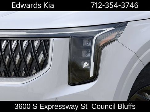 New 2027 Kia Carnival LX FWD image 12