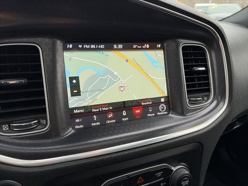 Used 2018 Dodge Charger GT image 23