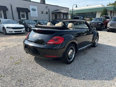 Used 2013 Volkswagen Beetle 2.5 FWD image 8