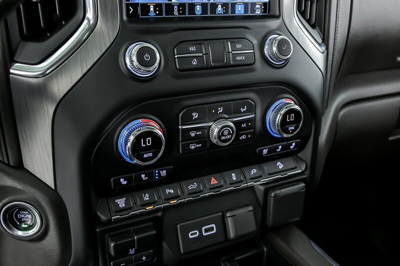 Used 2020 GMC Sierra 2500 Denali w/ Denali Ultimate Package AWD/4WD image 34