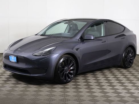 Used 2023 Tesla Model Y Performance AWD/4WD image 8