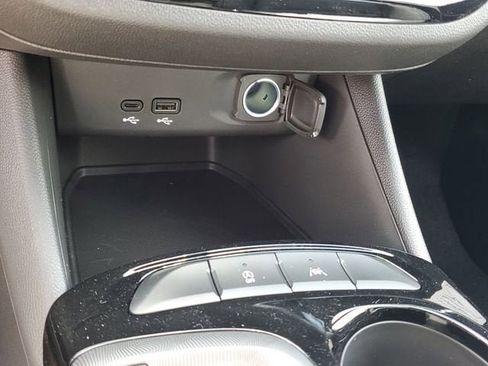 New 2026 Buick Envista Sport Touring w/ Convenience I Package FWD image 23