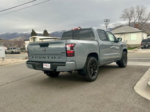 New 2026 Nissan Frontier SV image 4