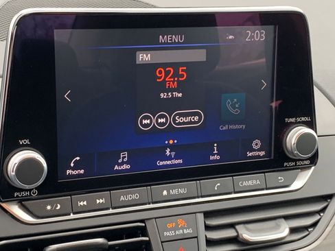 Used 2025 Nissan Altima 2.5 SV image 20