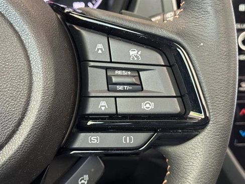 Used 2025 Subaru Forester Touring AWD/4WD image 28