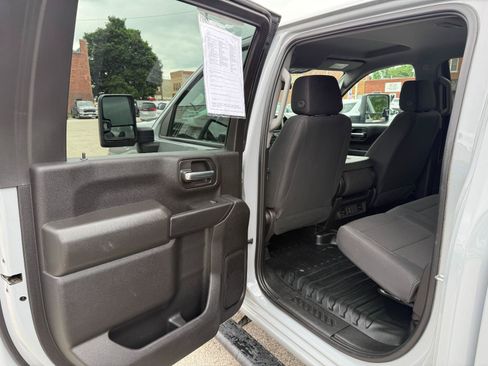Used 2024 Chevrolet Silverado 2500 W/T AWD/4WD image 13