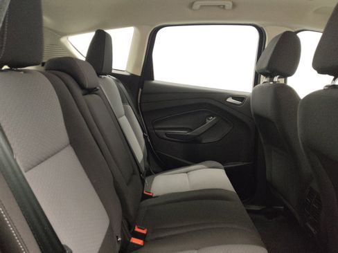 Used 2017 Ford C-MAX SE image 19