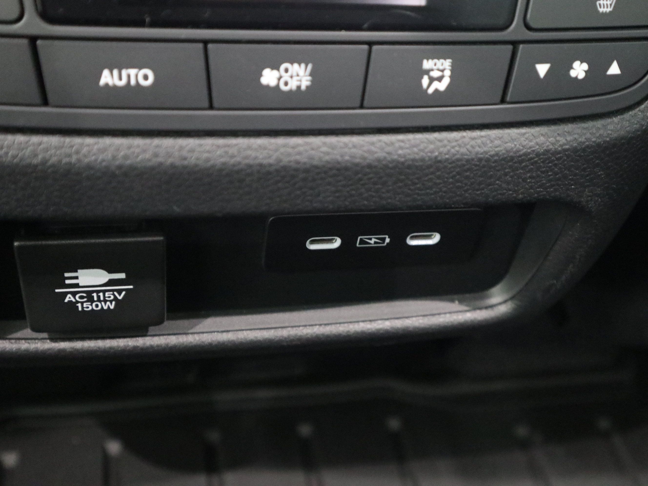 Used 2024 Honda Pilot Elite image 18