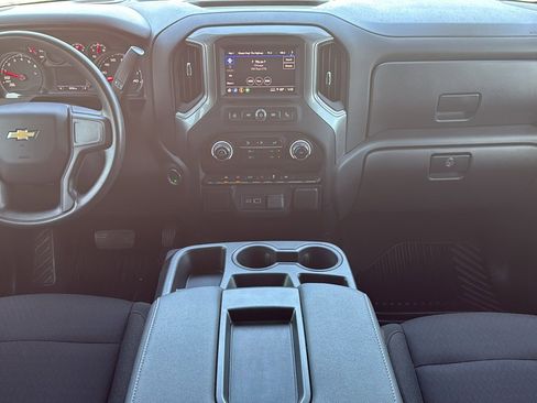 Used 2024 Chevrolet Silverado 1500 Custom image 16