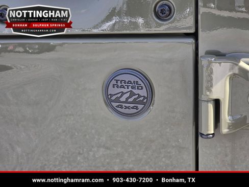 Used 2025 Jeep Wrangler Sport AWD/4WD image 9