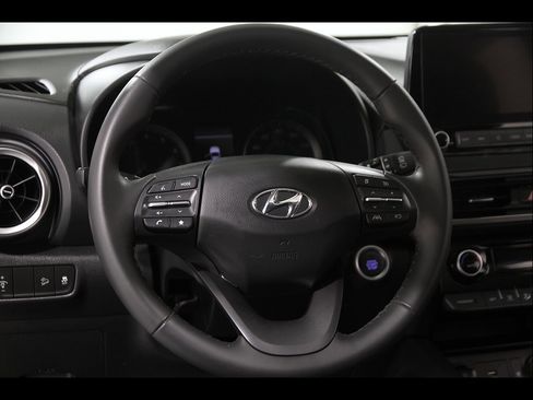 Certified 2023 Hyundai Kona SEL w/ Convenience Package AWD/4WD image 7