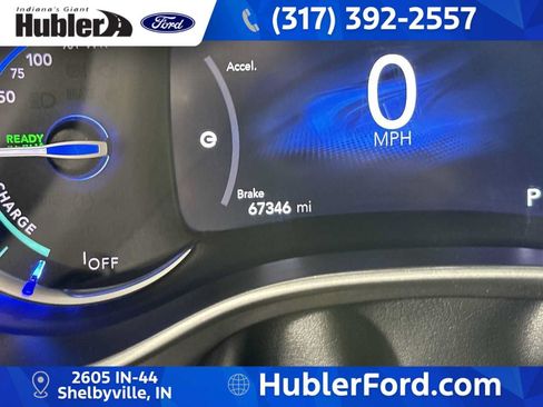 Used 2024 Chrysler Pacifica Limited FWD image 15
