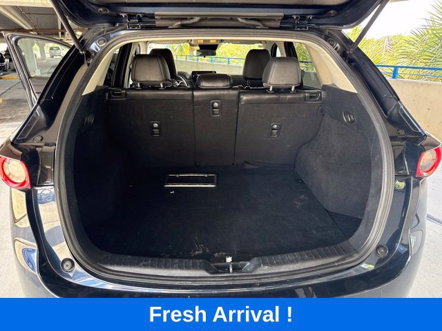 Used 2021 MAZDA CX-5 Touring FWD image 4