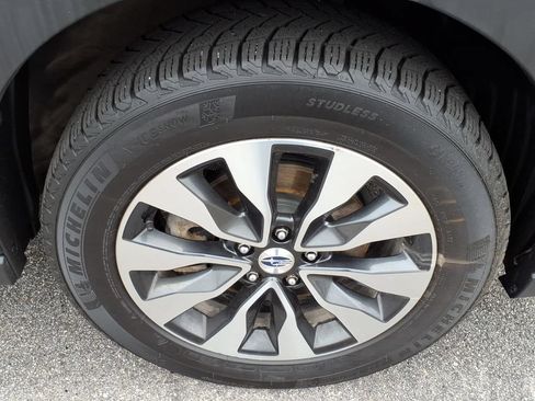 Used 2023 Subaru Outback Touring XT AWD/4WD image 11