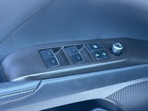 Used 2022 Toyota Camry XSE image 12