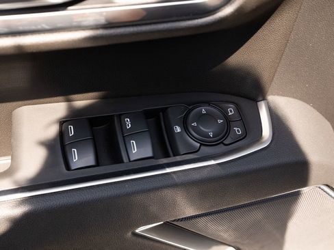 New 2025 Chevrolet Silverado 1500 LT image 18