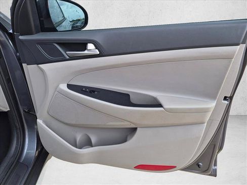 Used 2019 Hyundai Tucson SEL FWD image 28
