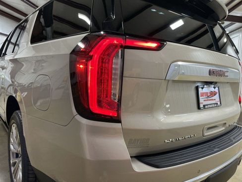 Used 2021 GMC Yukon XL Denali w/ Denali Ultimate Package AWD/4WD image 28