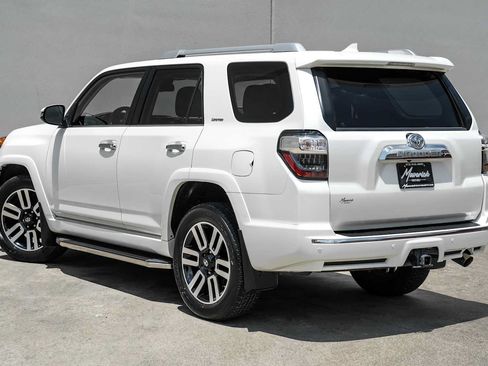 Used 2021 Toyota 4Runner Limited RWD image 11