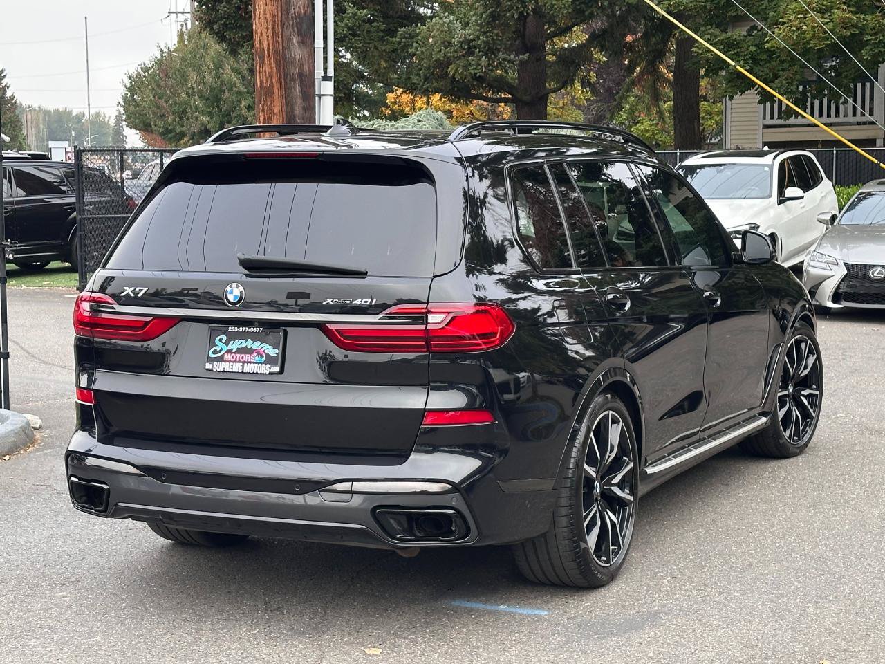 Used 2021 BMW X7 xDrive40i w/ M Sport Package AWD/4WD image 25