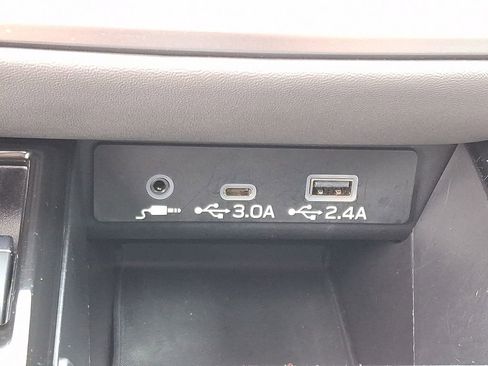 Certified 2025 Subaru Outback Onyx Edition image 28