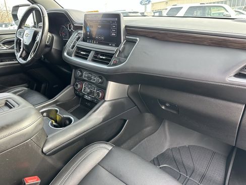 Used 2021 Chevrolet Tahoe LT w/ LT Signature Package image 18