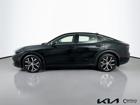 Used 2023 Toyota Crown AWD/4WD image 8